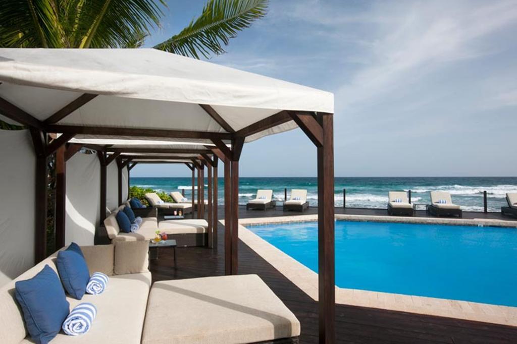 Biras Creek Resort 西班牙镇 外观 照片